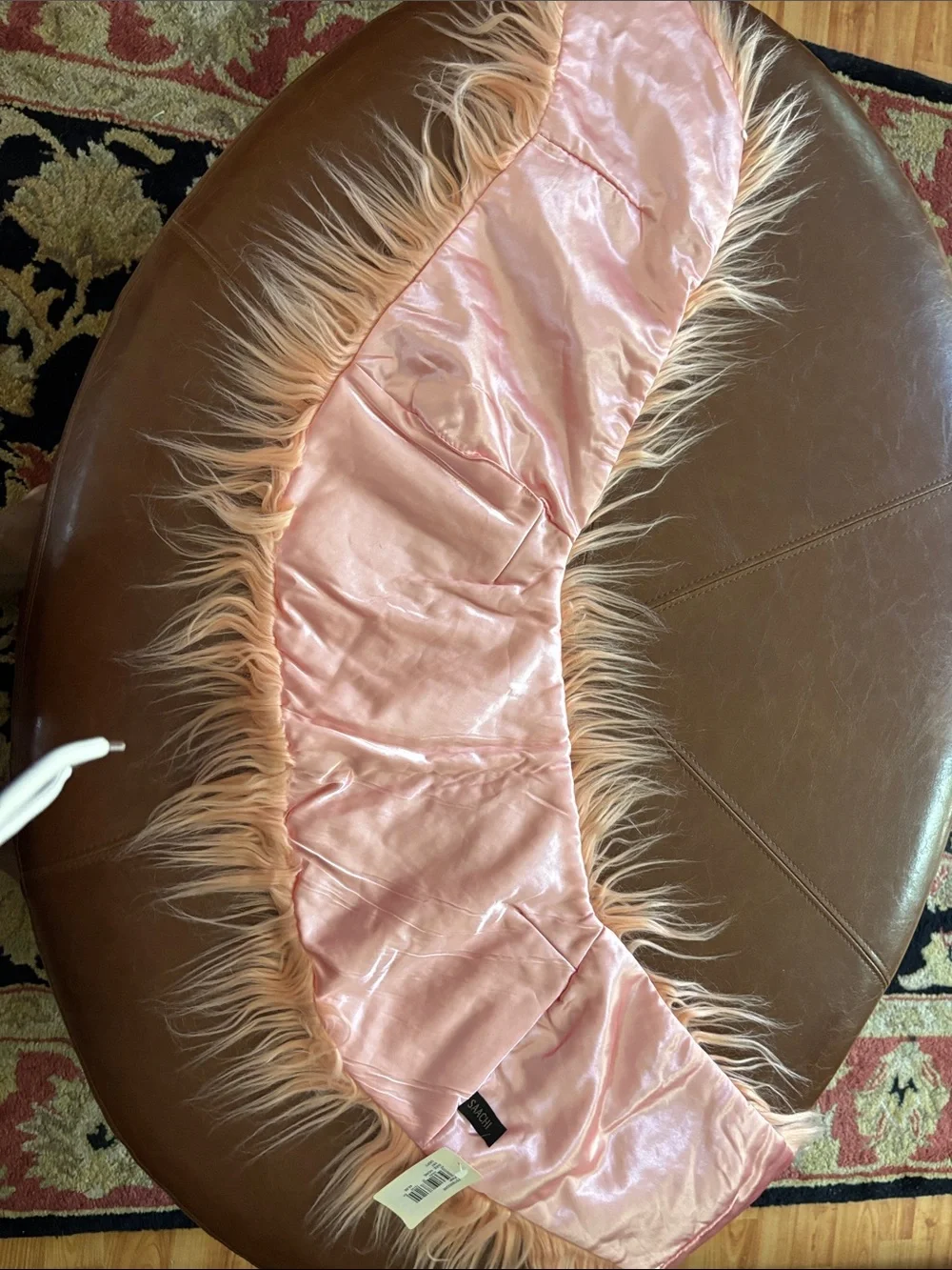 SAACHI Faux Fur Shrug in Pink Blush